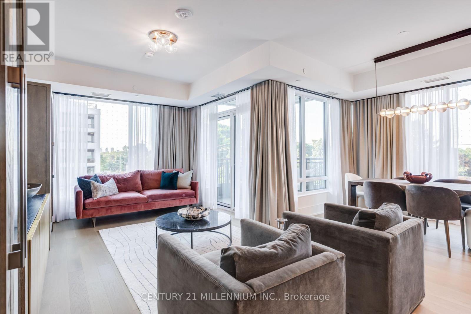 305 - 259 The Kingsway, Toronto, ON