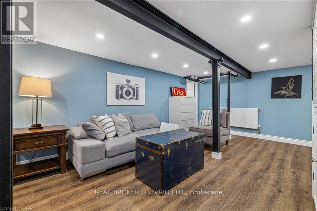 25 Ottawa Street S, Hamilton, ON
