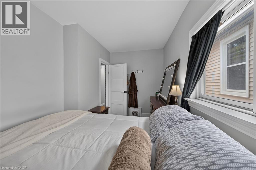 220 Paling Avenue, Hamilton, ON