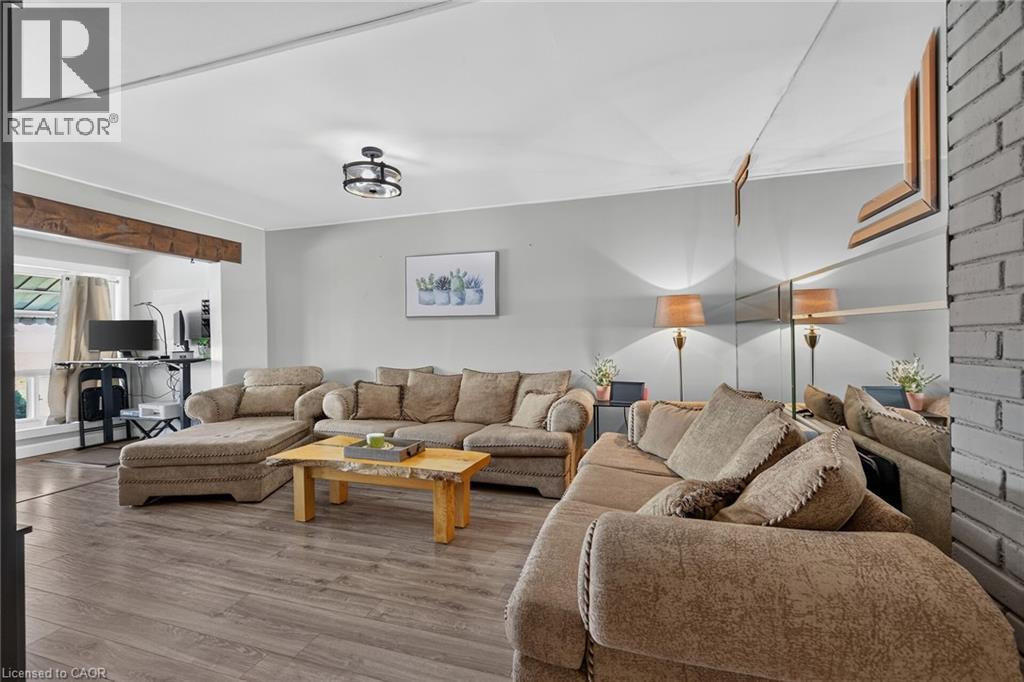 220 Paling Avenue, Hamilton, ON