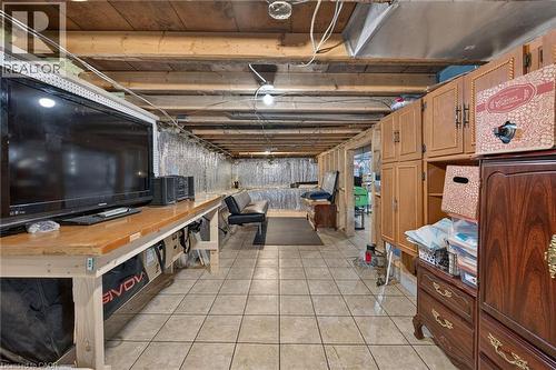 220 Paling Avenue, Hamilton, ON - Indoor Photo Showing Other Room