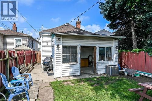 220 Paling Avenue, Hamilton, ON - Outdoor