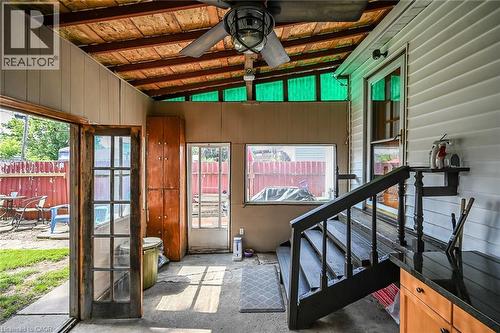 220 Paling Avenue, Hamilton, ON - Indoor Photo Showing Other Room