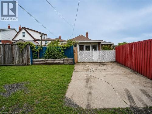 220 Paling Avenue, Hamilton, ON - Outdoor
