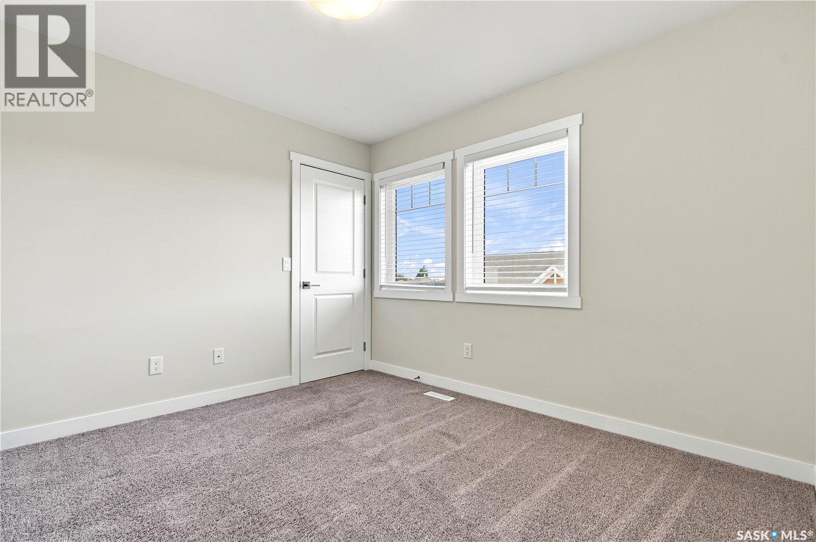 204 315 Dickson Crescent, Saskatoon, SK