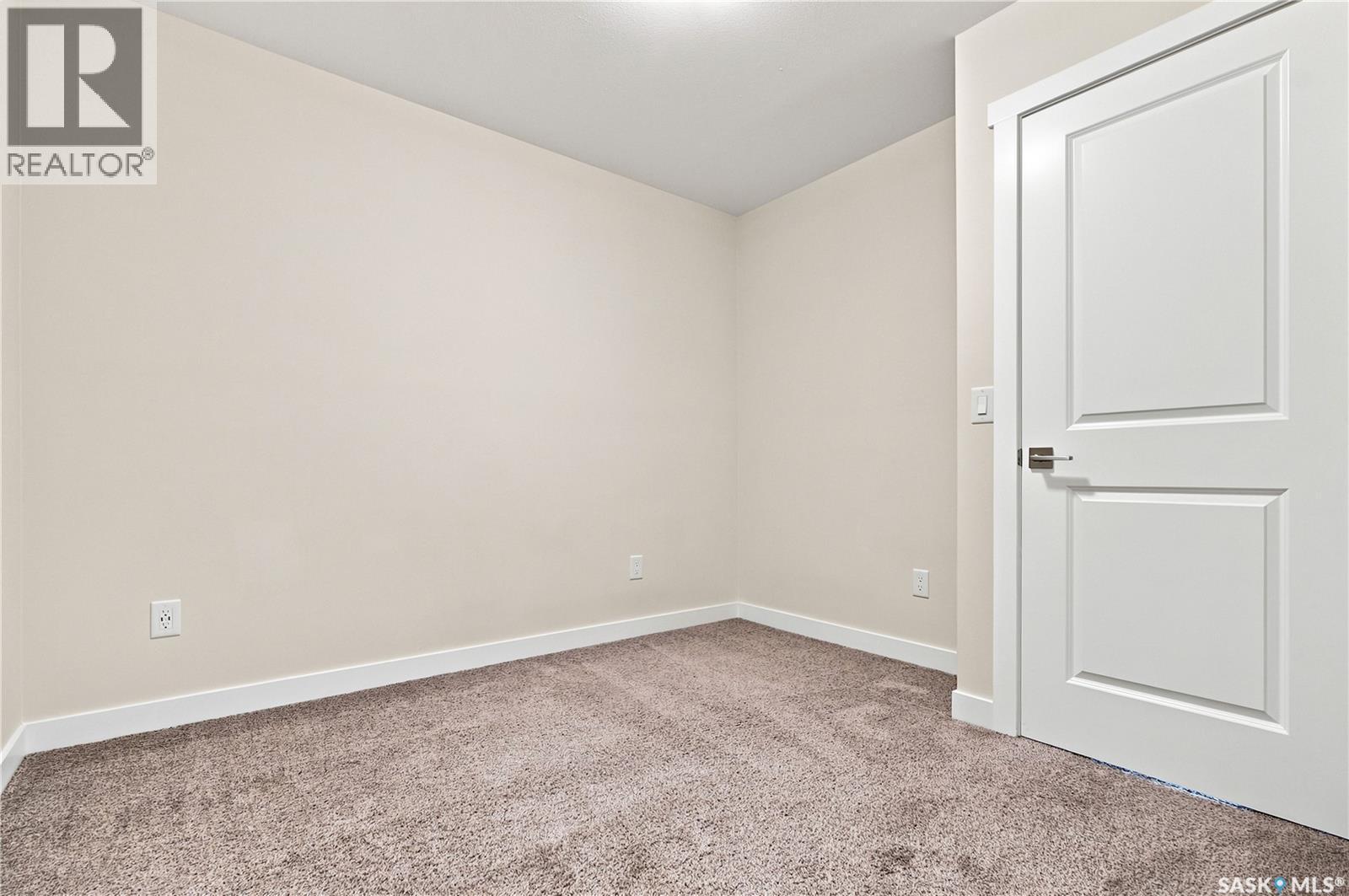 204 315 Dickson Crescent, Saskatoon, SK