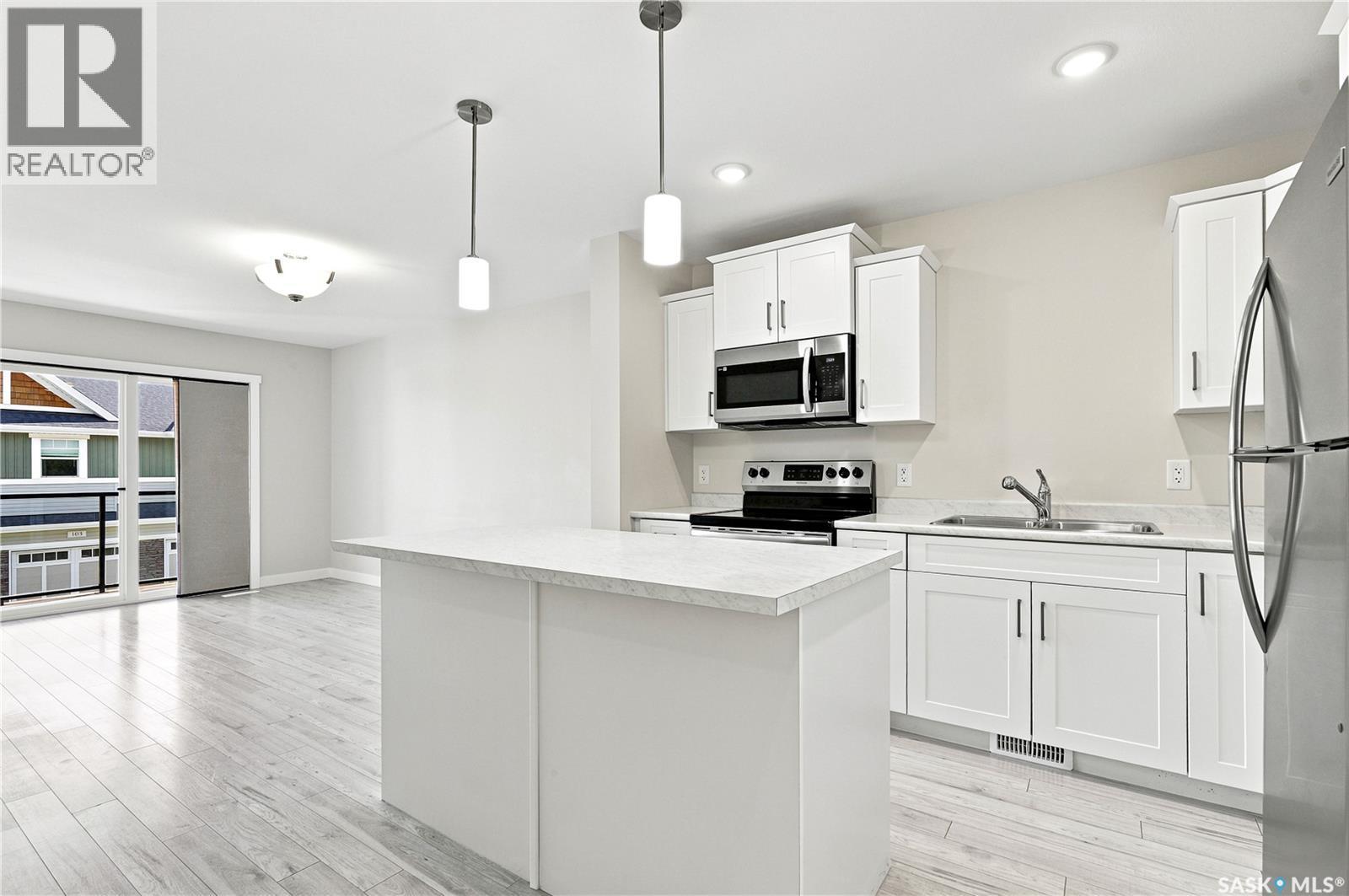 204 315 Dickson Crescent, Saskatoon, SK