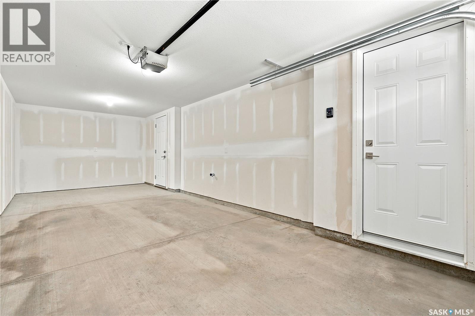 204 315 Dickson Crescent, Saskatoon, SK