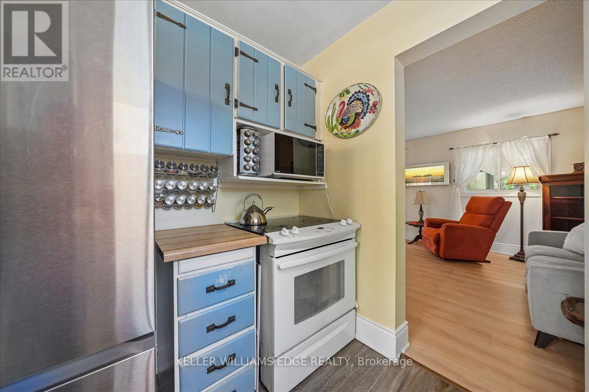 2320 Middlesmoor Crescent, Burlington, ON