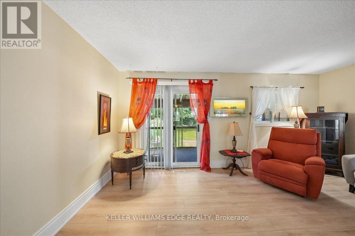 2320 Middlesmoor Crescent, Burlington, ON