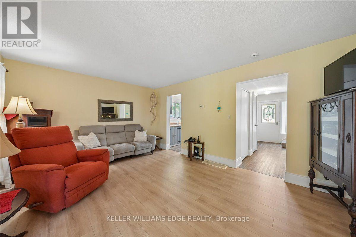 2320 Middlesmoor Crescent, Burlington, ON