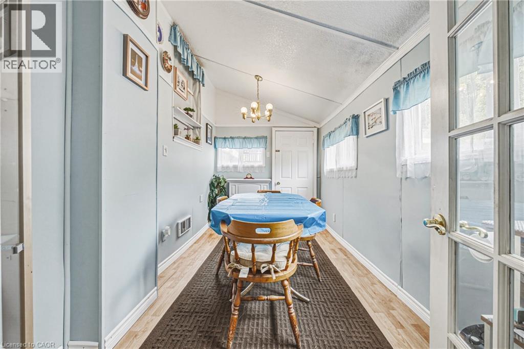2345 Gibbon Street, Burlington, ON - Indoor Photo Showing Other Room