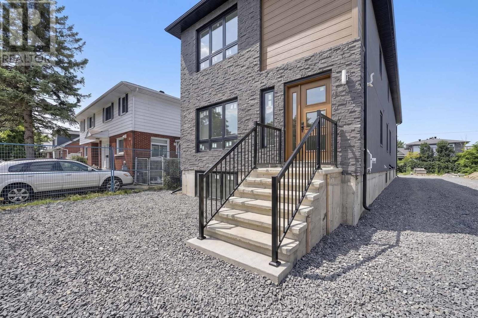 944 Woodroffe Avenue, Ottawa, ON