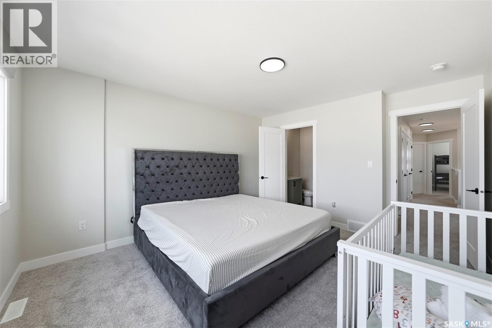 210 Schmeiser Bend, Saskatoon, SK