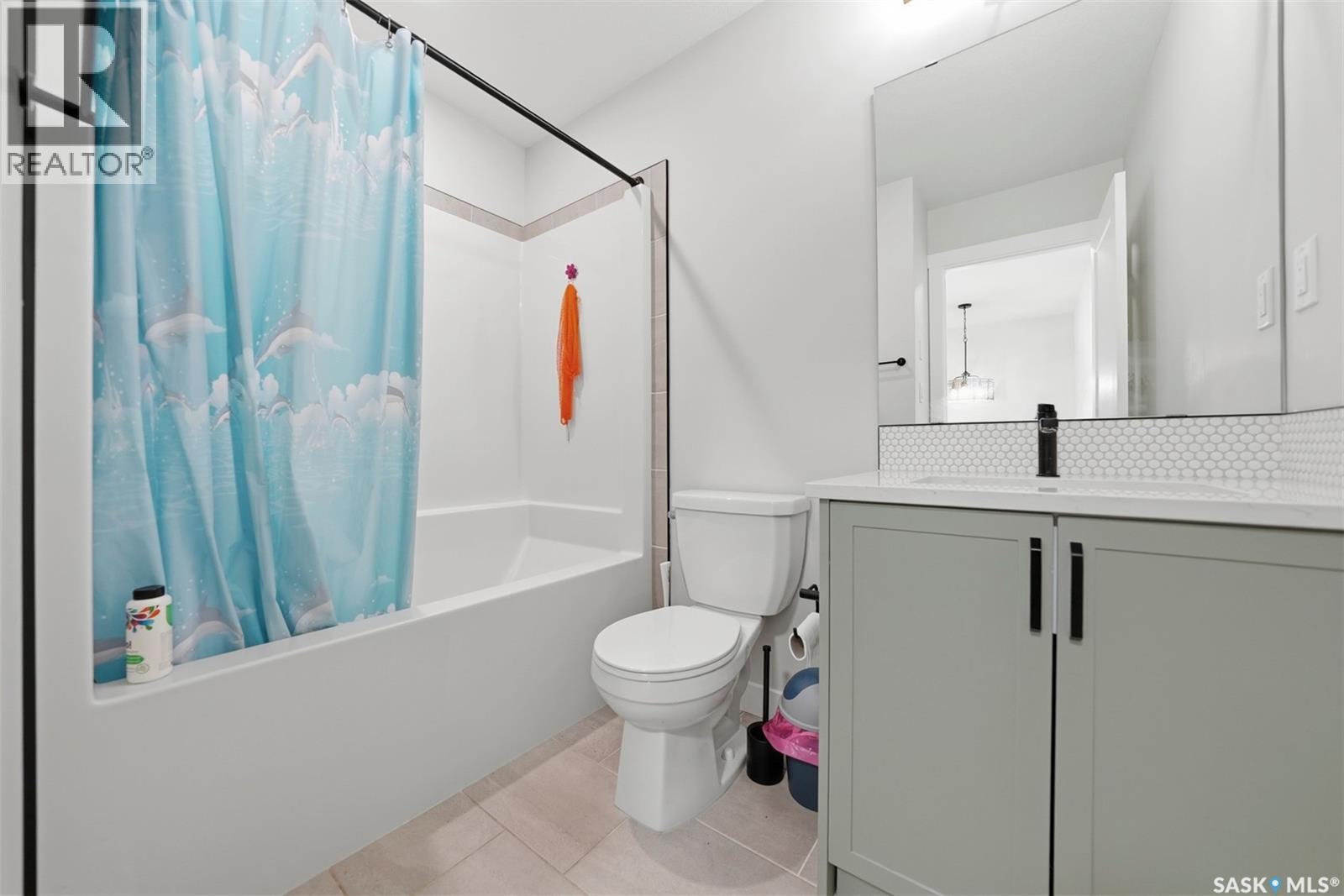 210 Schmeiser Bend, Saskatoon, SK