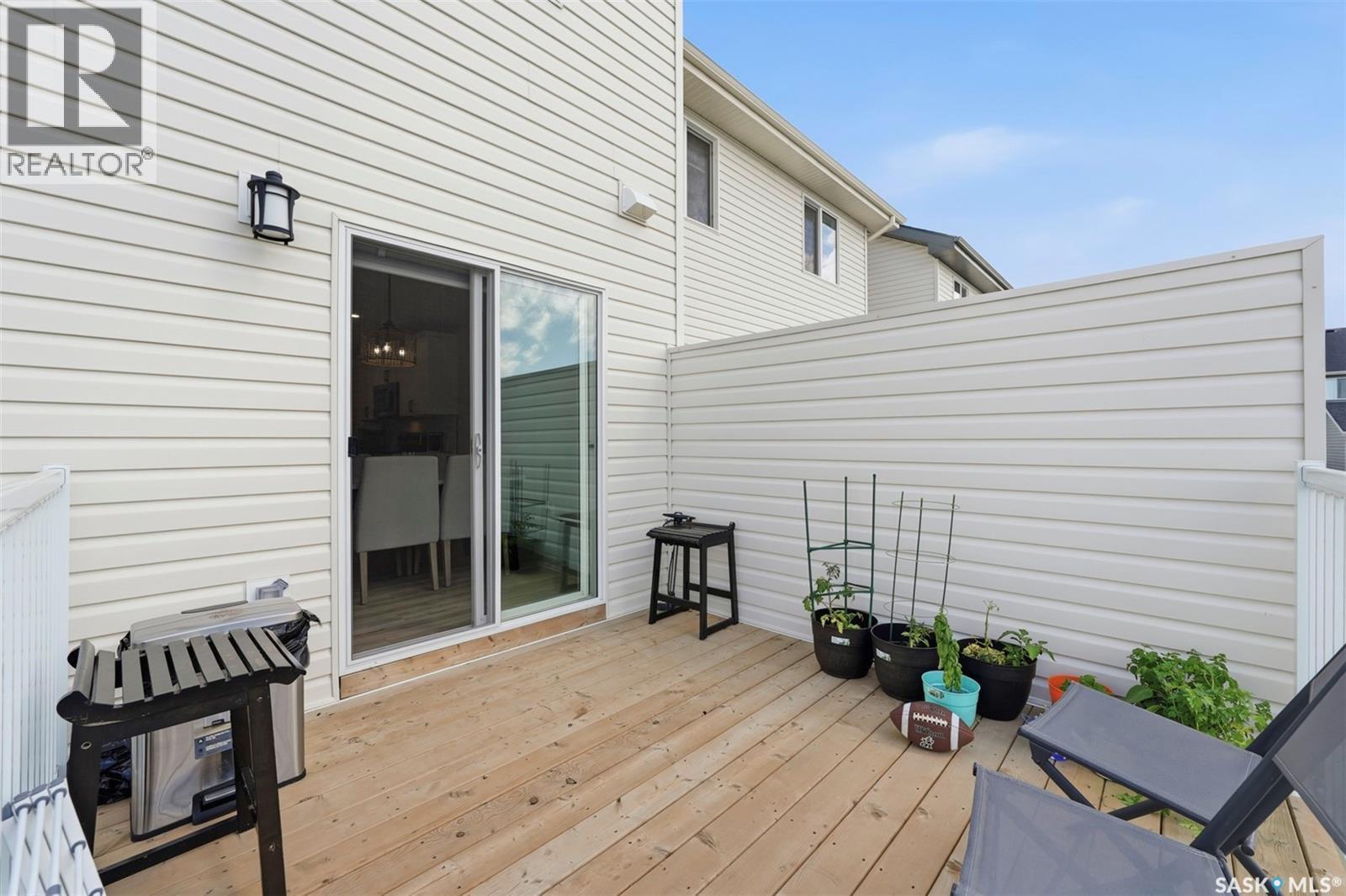 210 Schmeiser Bend, Saskatoon, SK