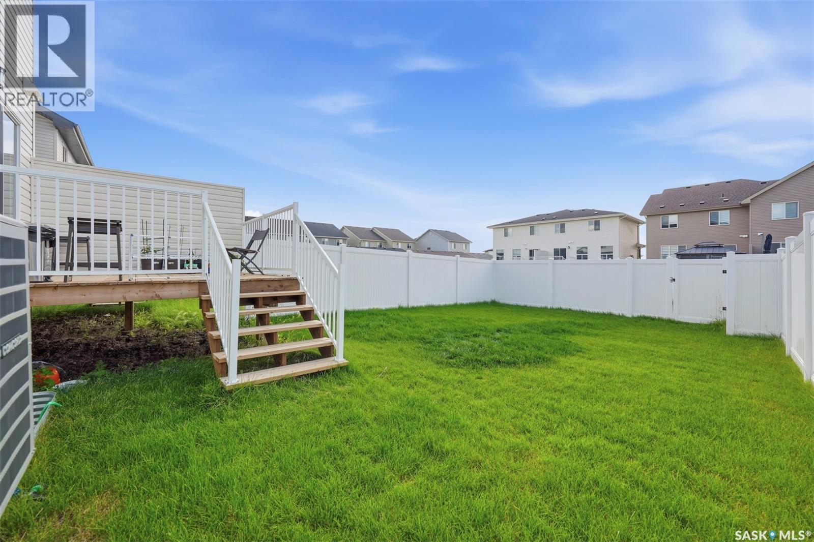 210 Schmeiser Bend, Saskatoon, SK