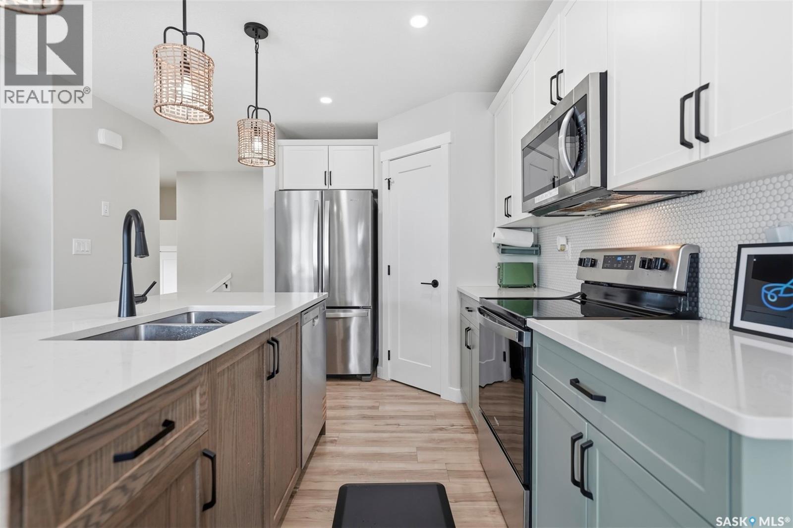 210 Schmeiser Bend, Saskatoon, SK