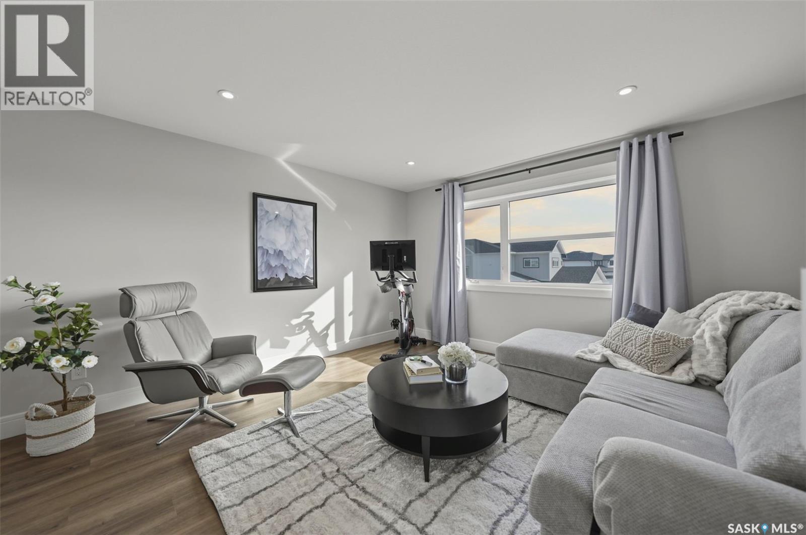 119 Woolf Bend, Saskatoon, SK