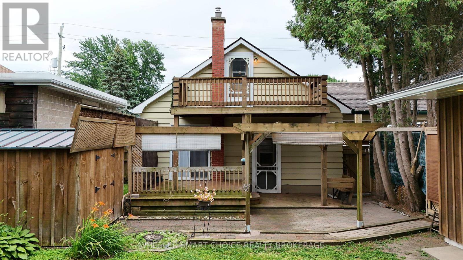 543 Fifth Street E, Cornwall, ON - Outdoor With Deck Patio Veranda