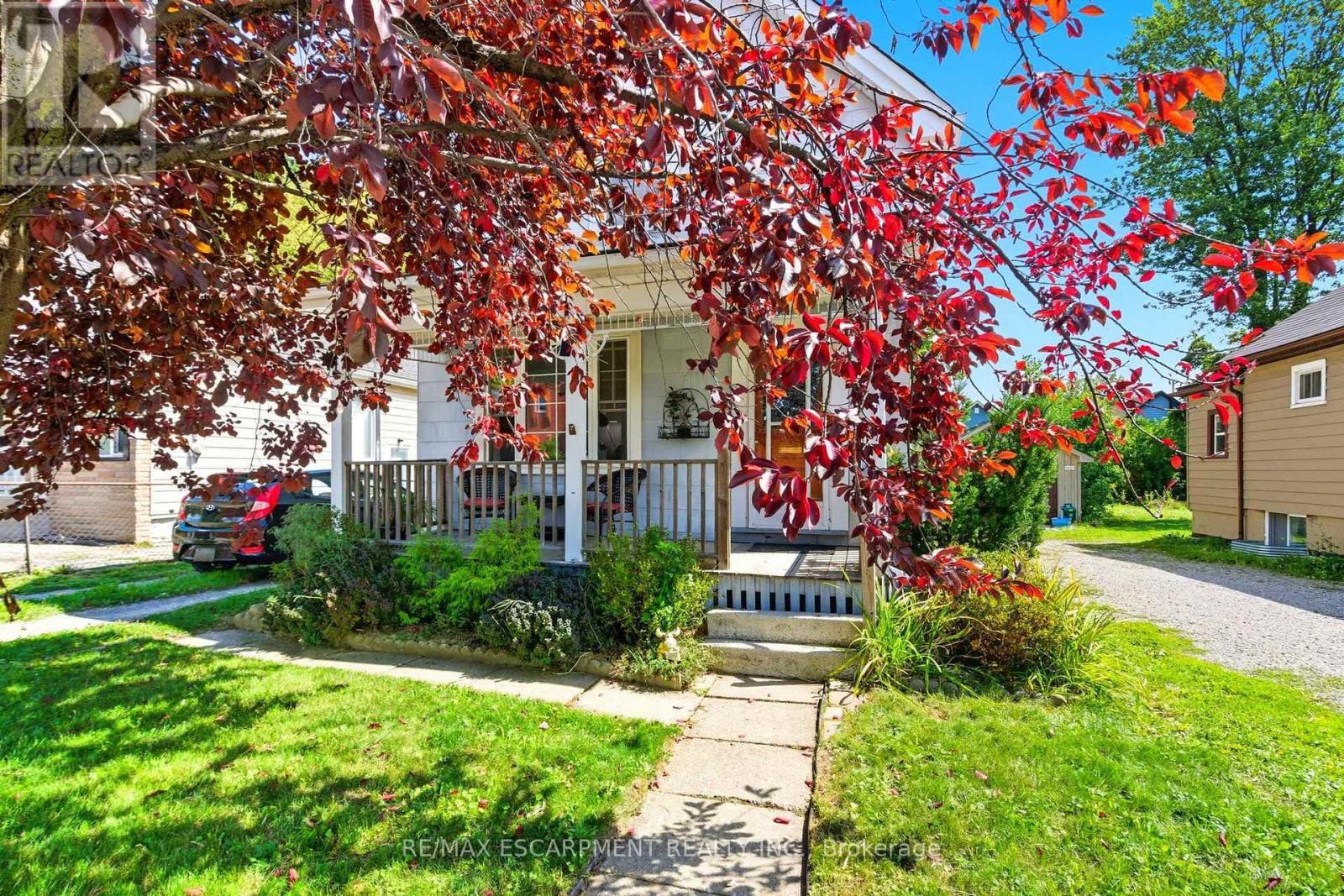 157 East 5Th Street, Hamilton, ON