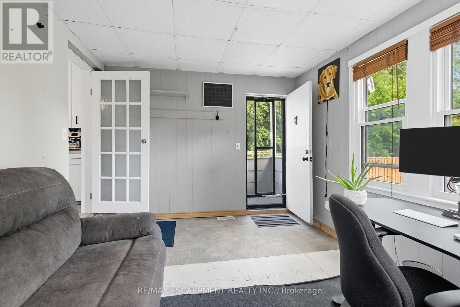 157 East 5Th Street, Hamilton, ON