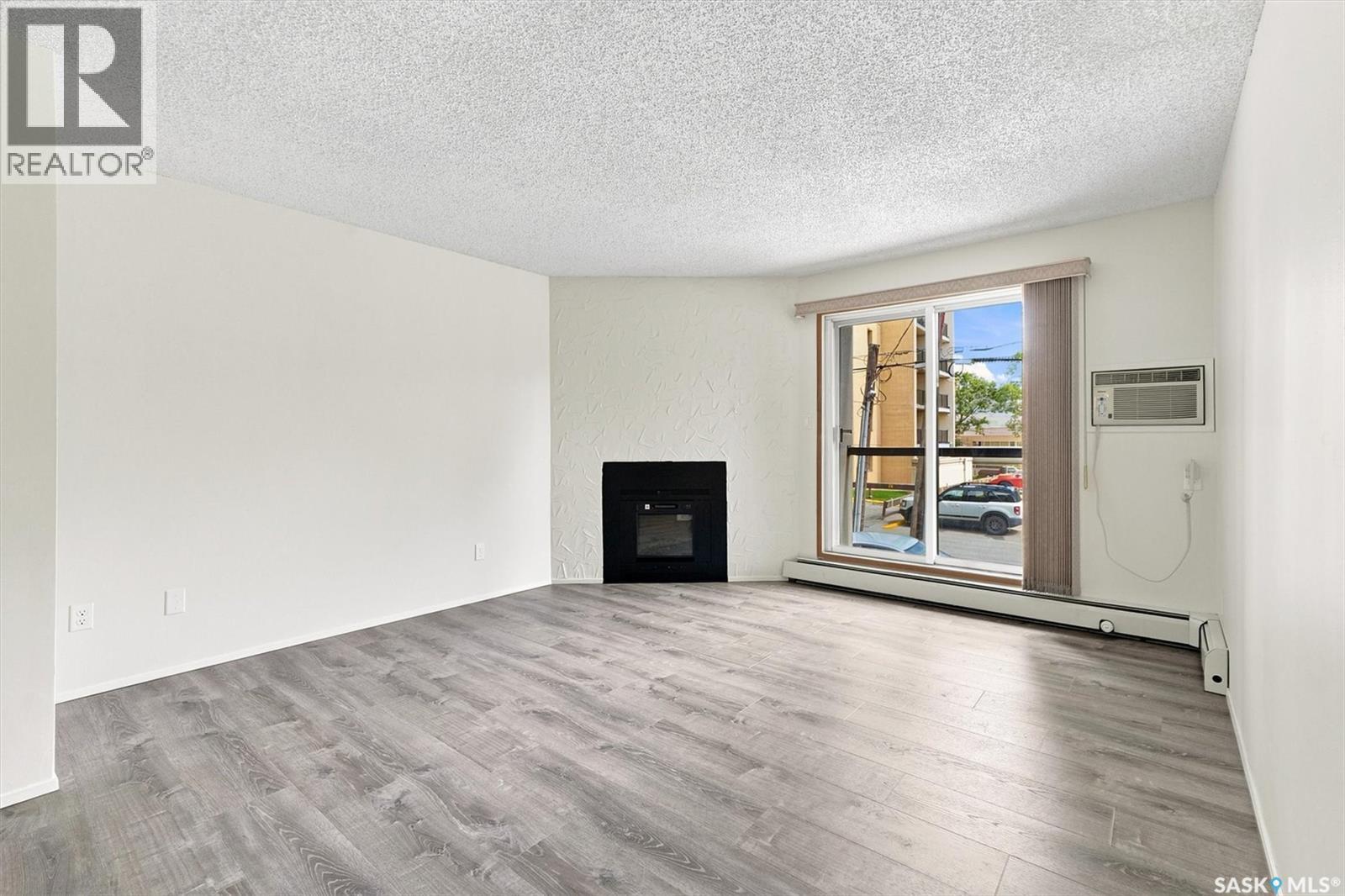 206 536 4Th Avenue N, Saskatoon, SK