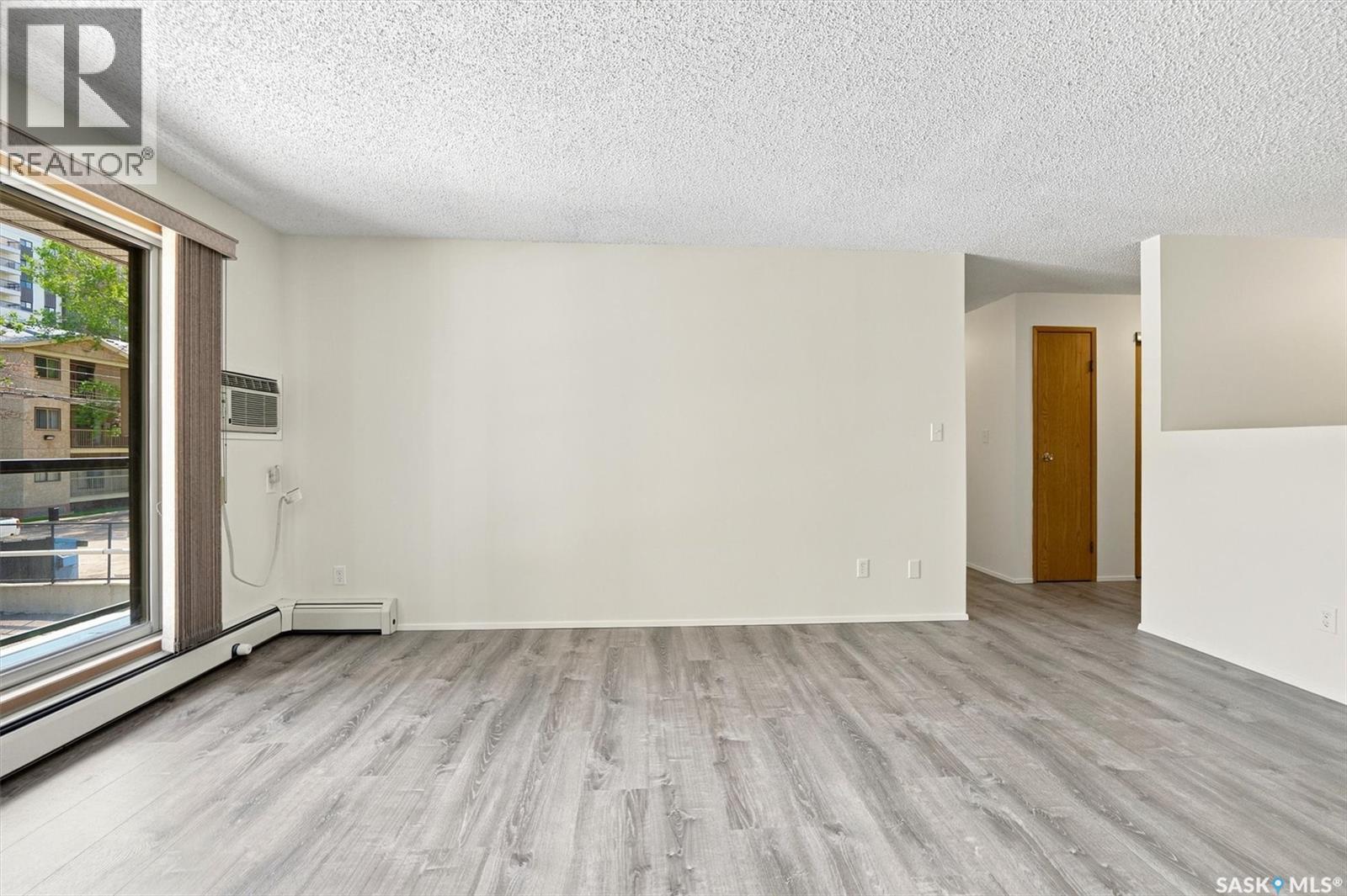 206 536 4Th Avenue N, Saskatoon, SK