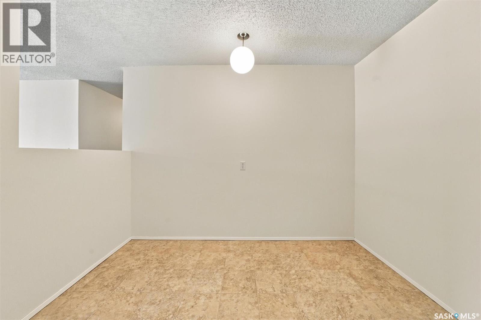206 536 4Th Avenue N, Saskatoon, SK