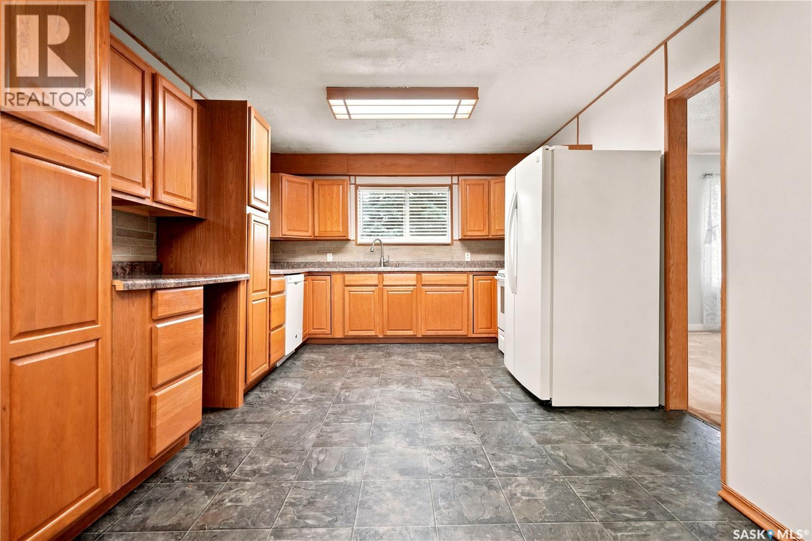 Rushinko Acreage, Chaplin, SK