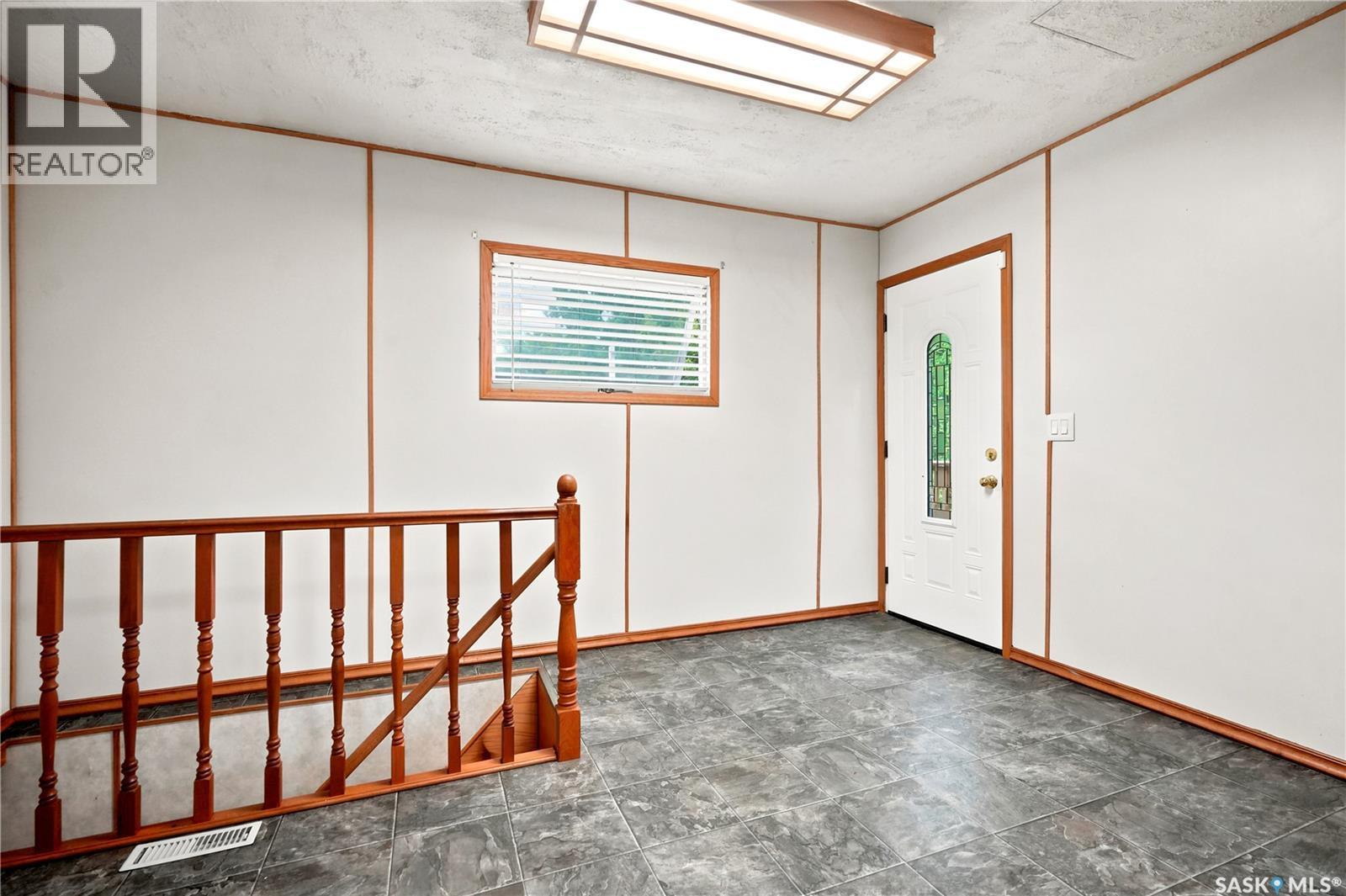 Rushinko Acreage, Chaplin, SK