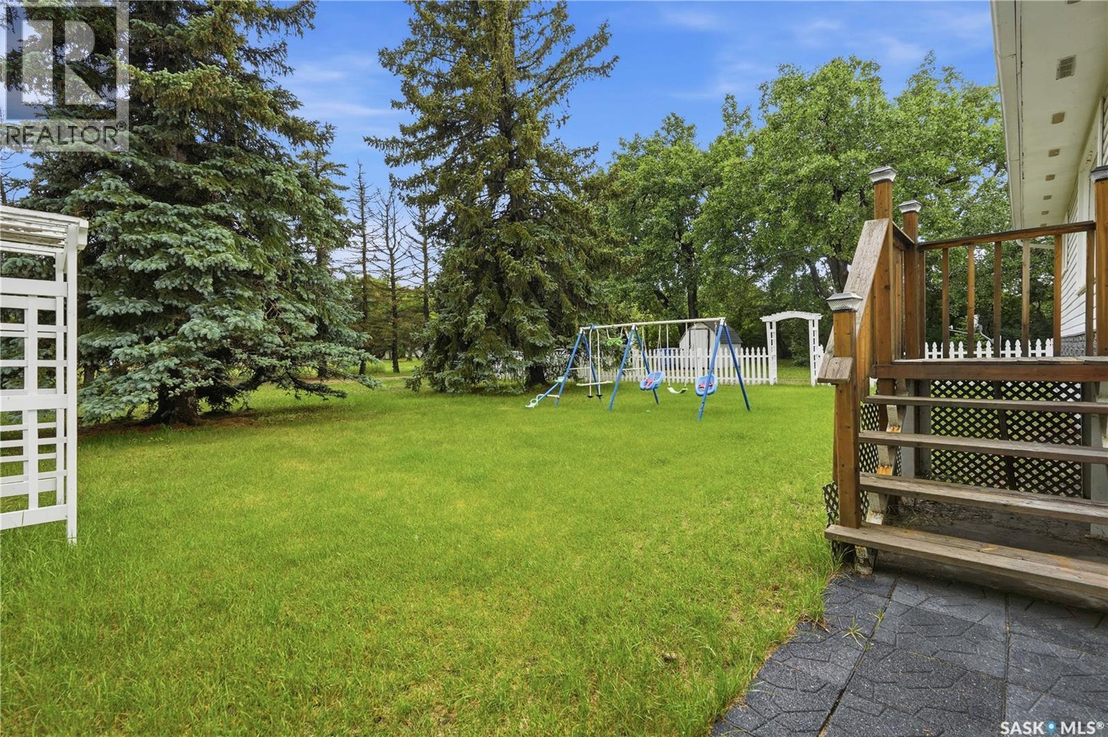 Rushinko Acreage, Chaplin, SK