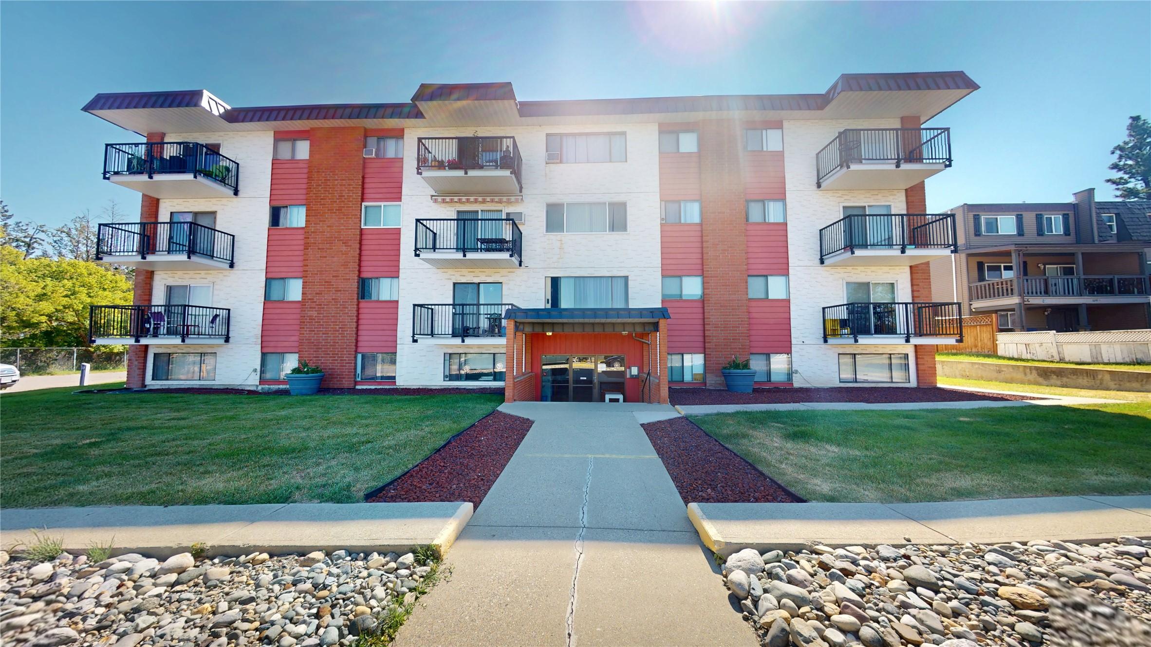 407-112 17Th Avenue, Cranbrook, BC - Outdoor