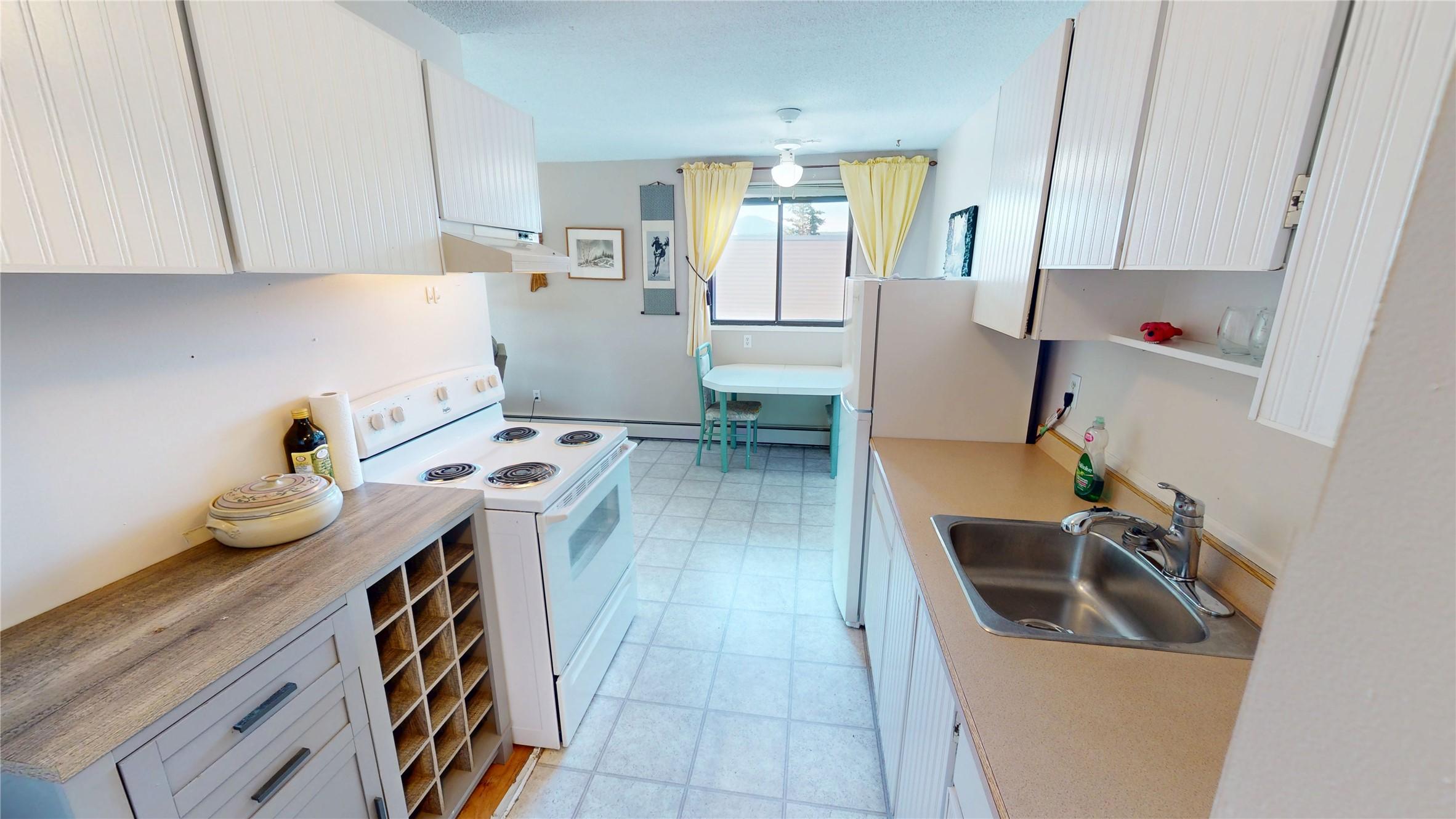 407-112 17Th Avenue, Cranbrook, BC - Indoor Photo Showing Laundry Room