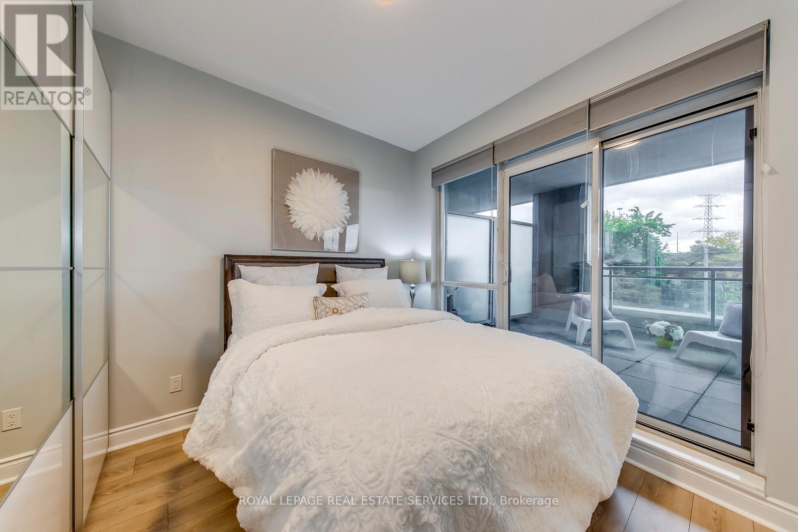 203 - 16 Brookers Lane, Toronto, ON - Indoor Photo Showing Bedroom