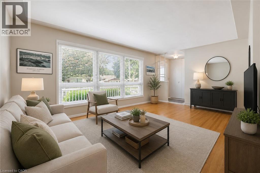 Virtually Staged - 14 Ruskview Road, Kitchener, ON