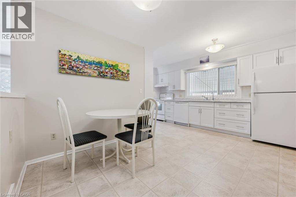 14 Ruskview Road, Kitchener, ON