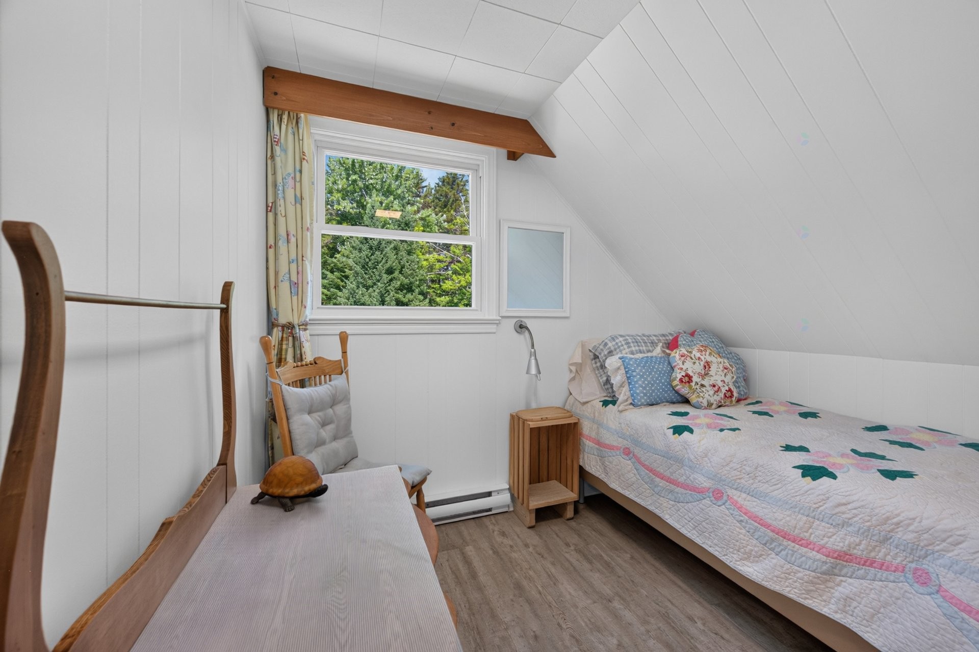 Bedroom - 2556 Ch. Du Mont-Écho, Sutton, QC
