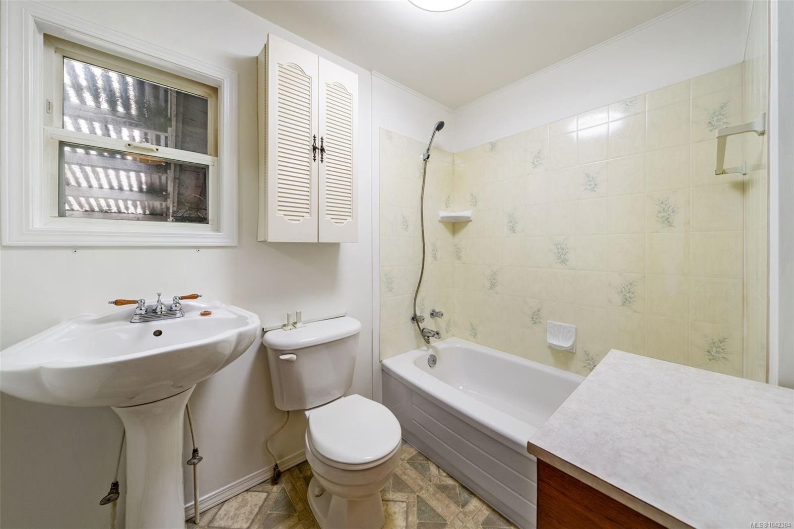 6025 Castley Rd, Duncan, BC
