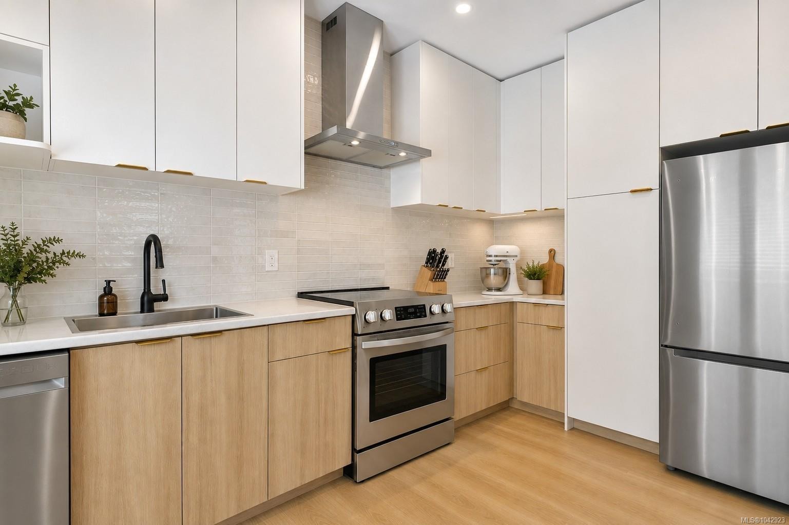 1246 Roy Rd, Saanich, BC