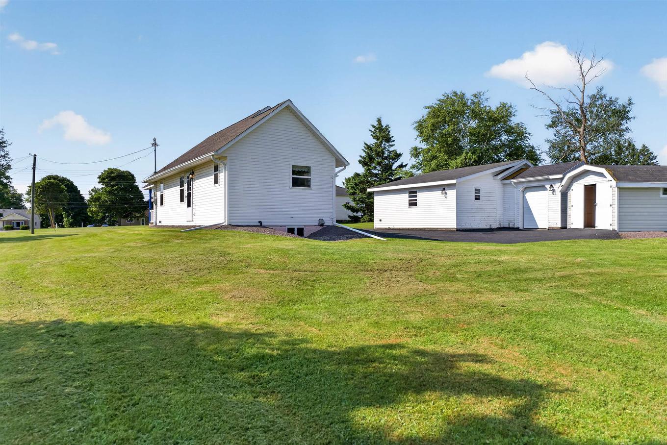 830 Main Street, Cornwall, PE