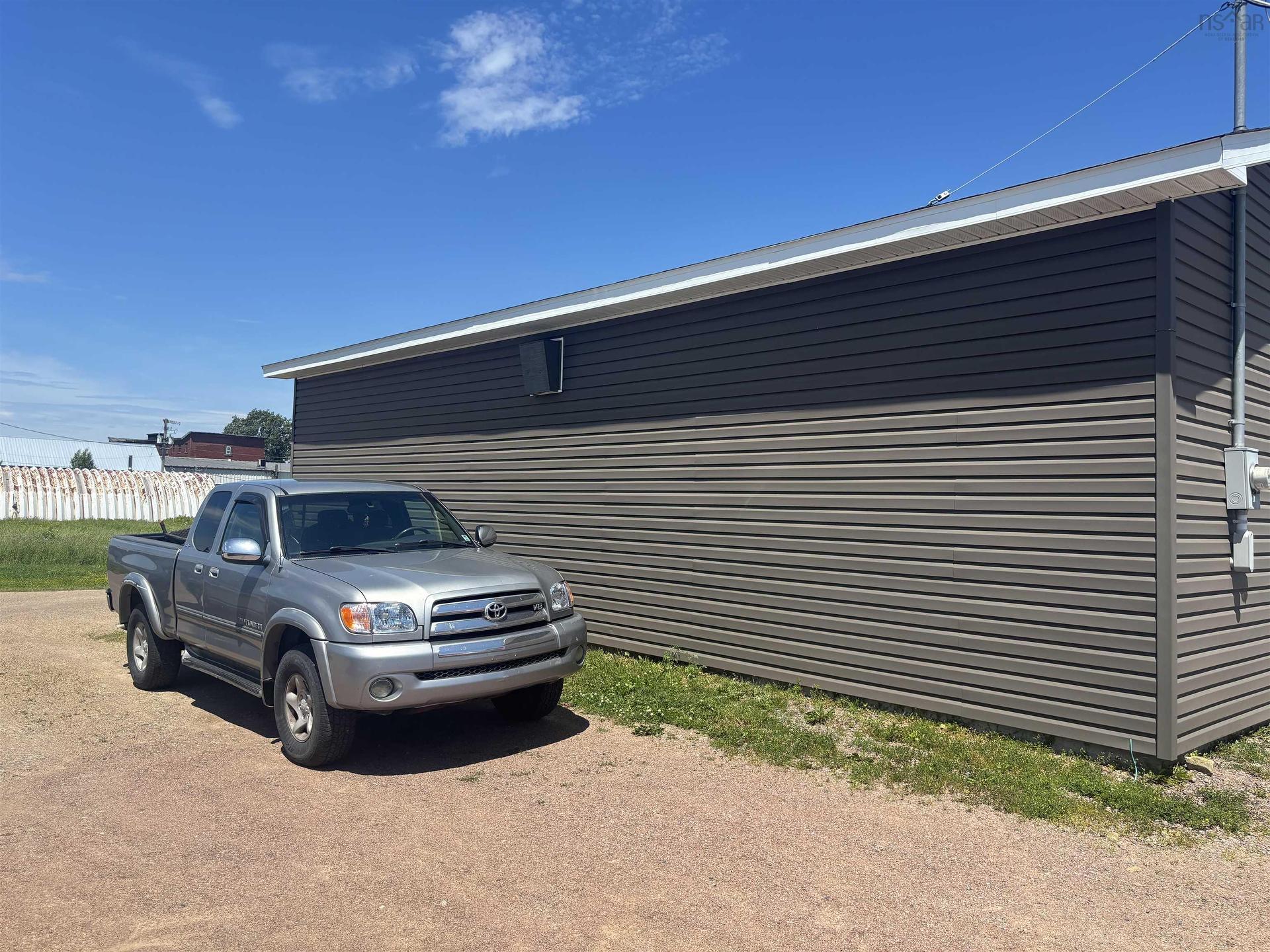 2 Abbott Street, Amherst, NS