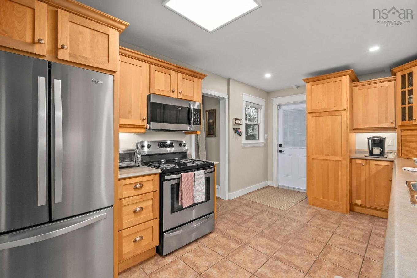 8 Eaton Avenue, Dartmouth, NS
