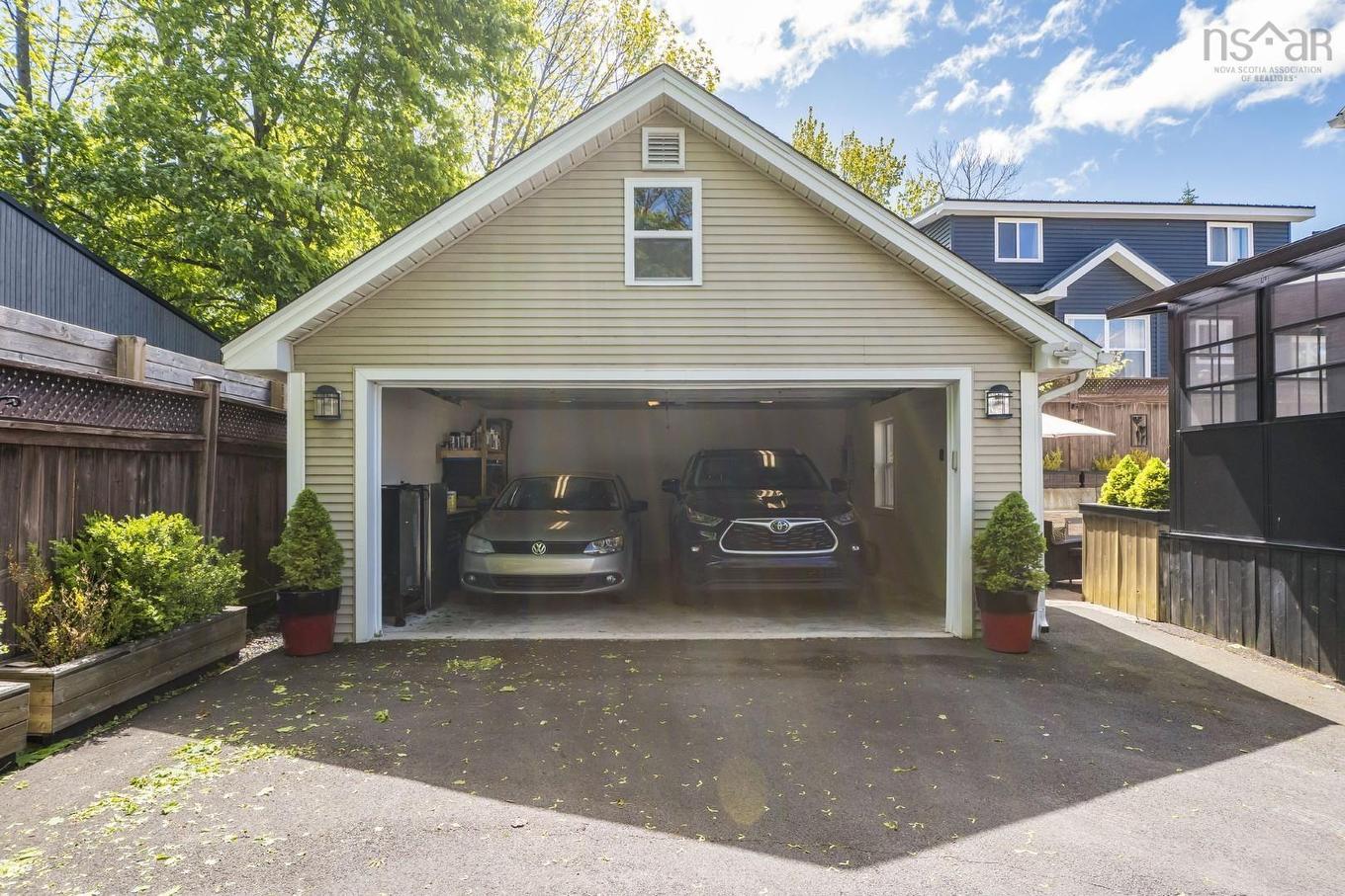 8 Eaton Avenue, Dartmouth, NS