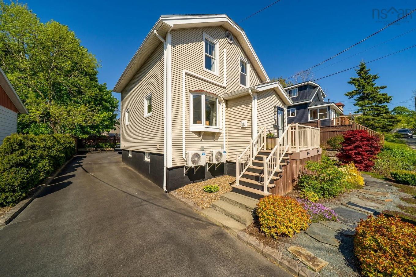 8 Eaton Avenue, Dartmouth, NS