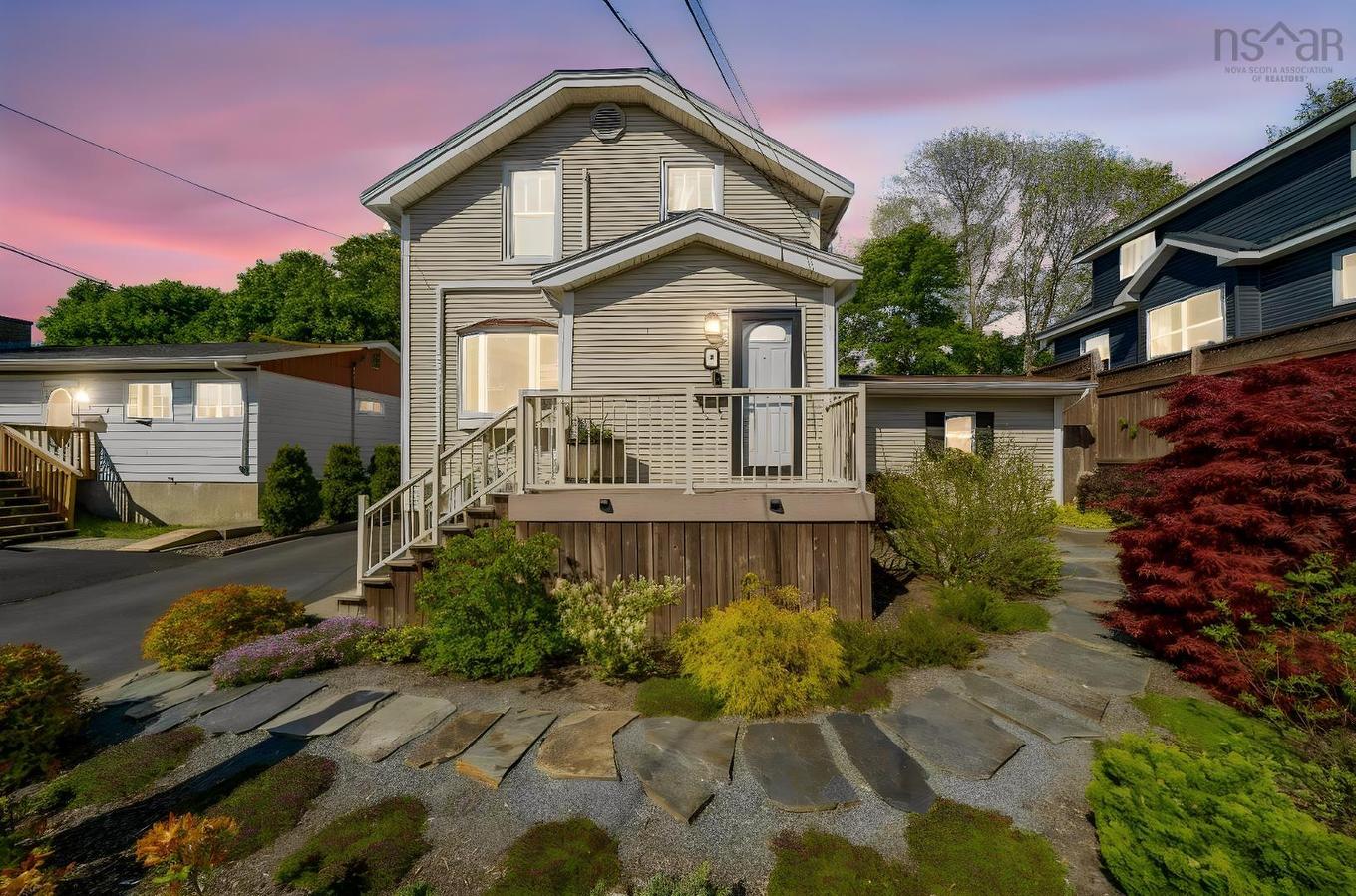 8 Eaton Avenue, Dartmouth, NS