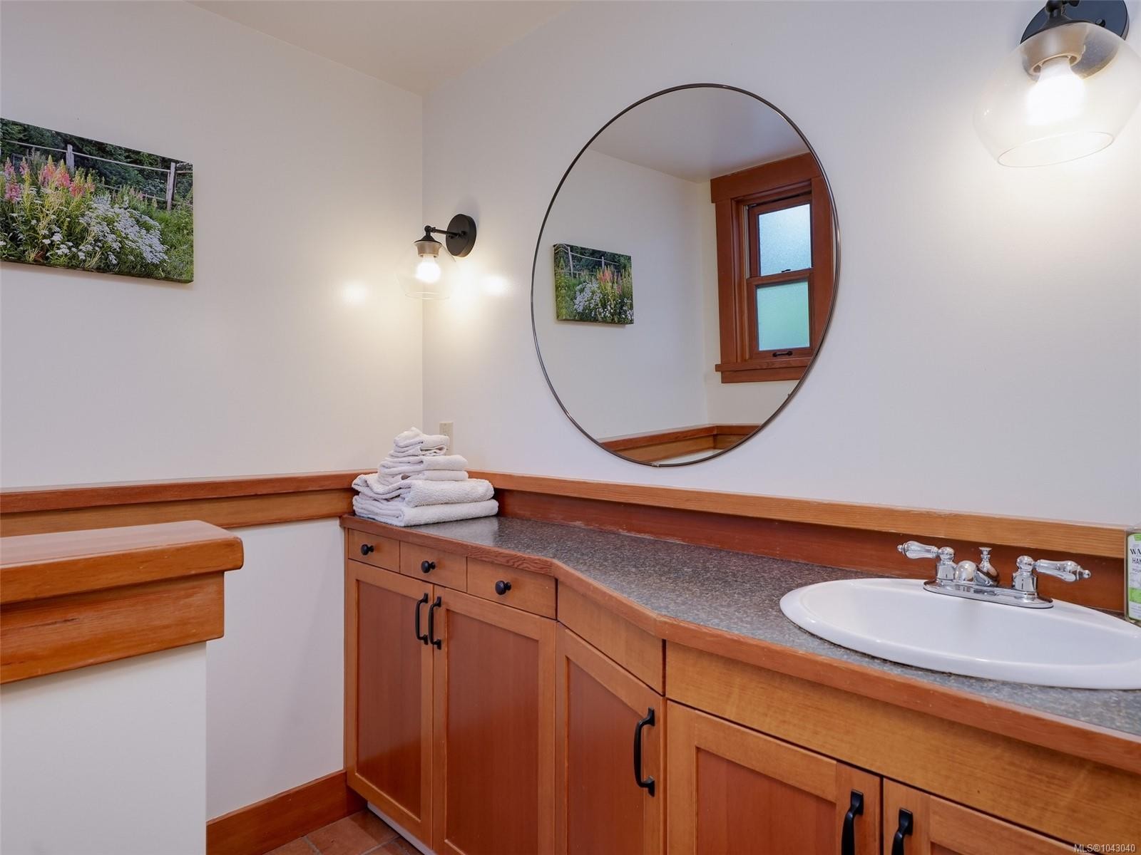 1043 St. Patrick St, Oak Bay, BC