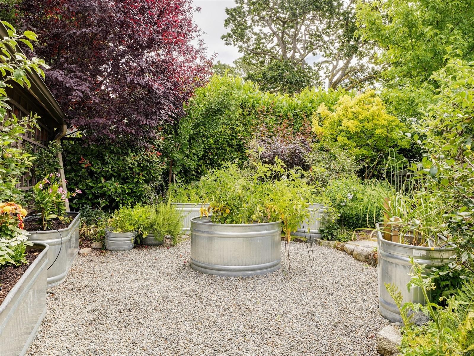 1043 St. Patrick St, Oak Bay, BC