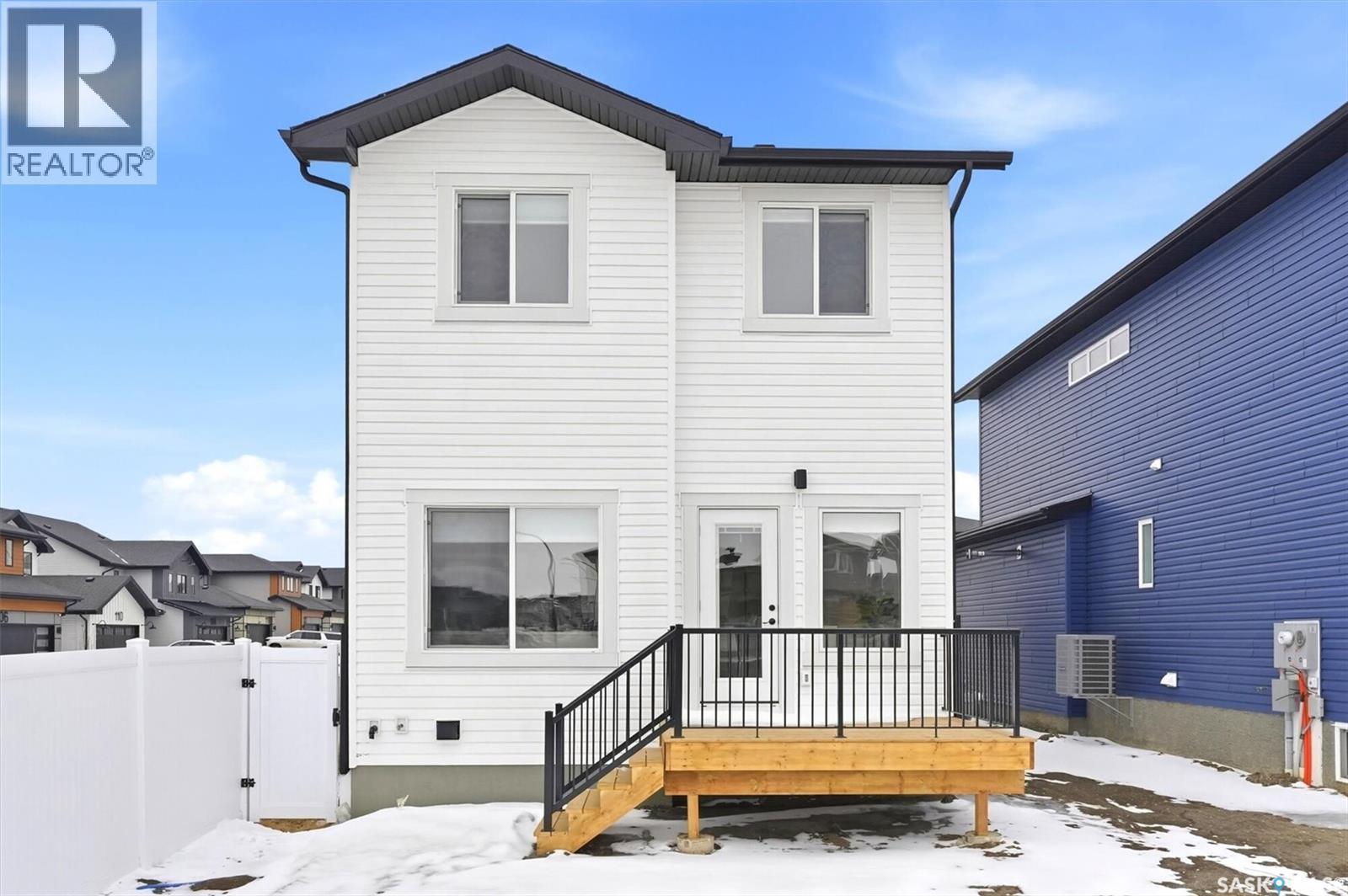 442 Leskiw Bend, Saskatoon, SK - Outdoor With Exterior