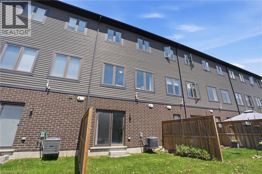 124 Compass Trail Unit# 5, Cambridge, ON